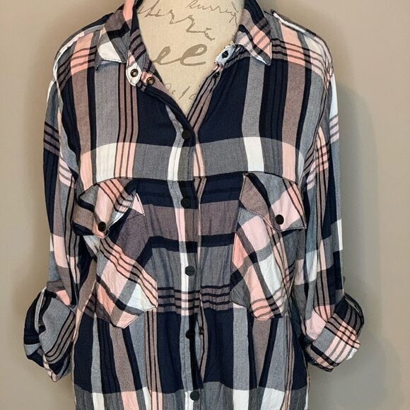 LIKE NEW SANCTUARY BOYFRIEND SHIRT - Picture 2 of 8